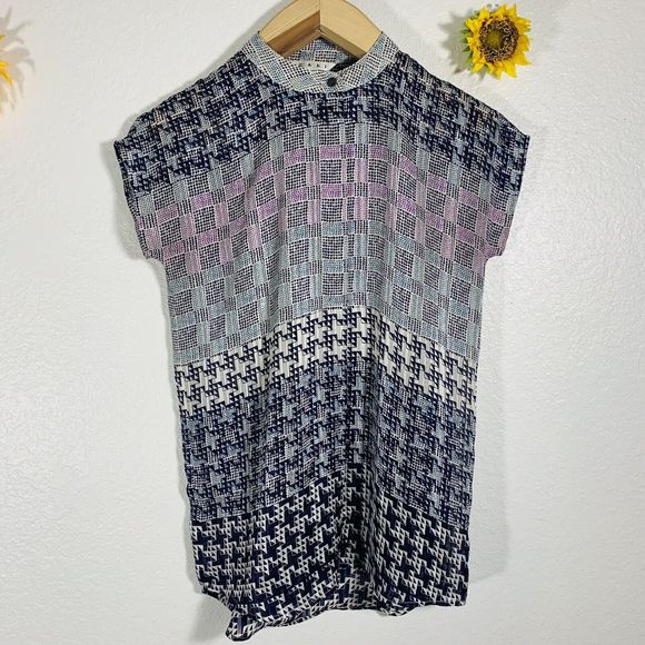 Cabi Geometric Quarter Button Up Blouse Size XS Women’s - Picture 1 of 9